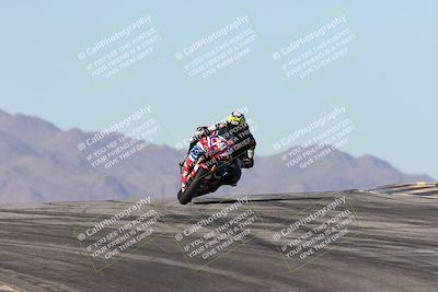 media/Dec-07-2025-CVMA (Sun) [[3e7d2de5dc]]/Race 6-The Shootout/